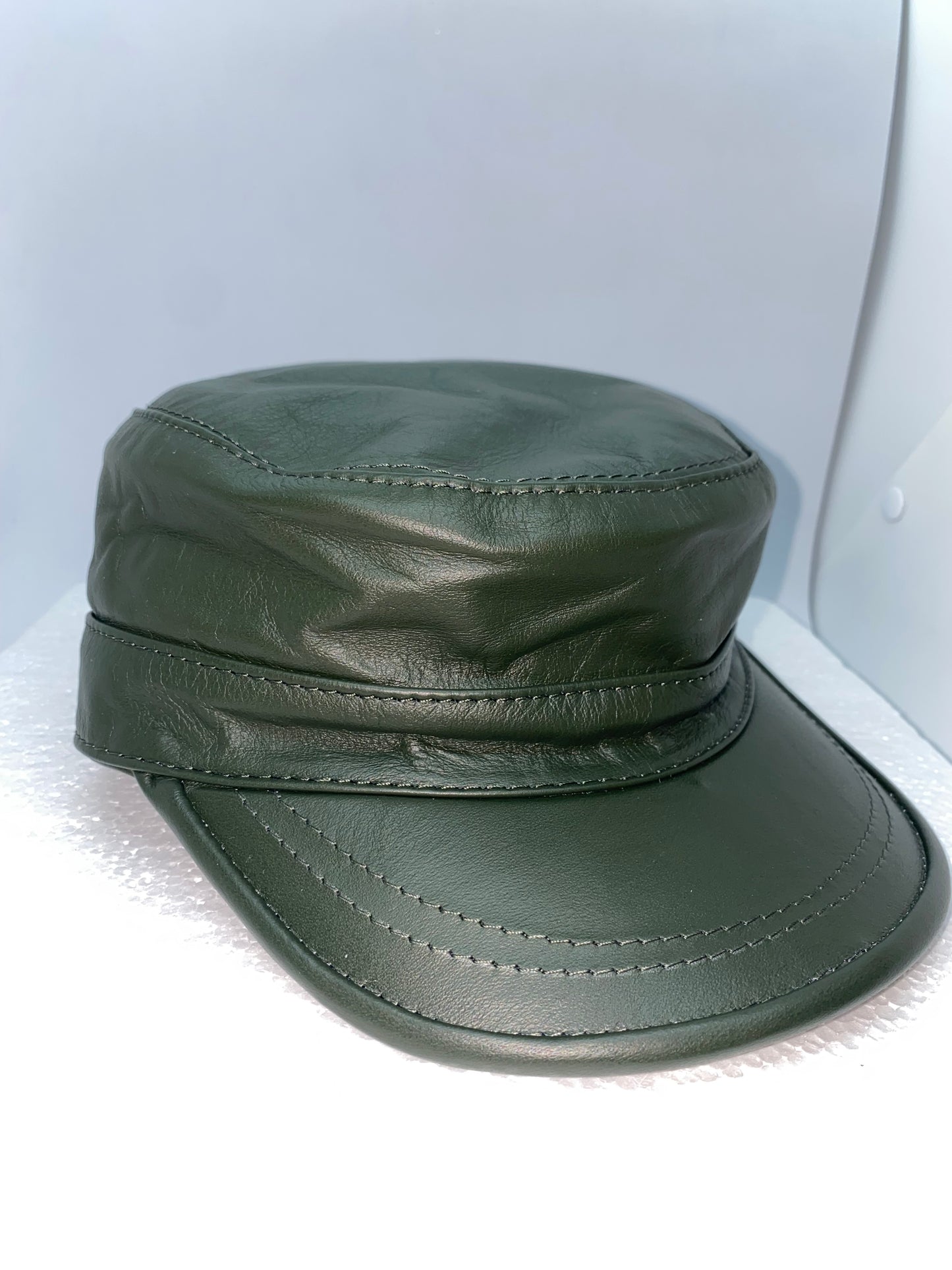 Gorra de cuero graso GG-35